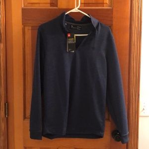 Under Armour pull over nwt